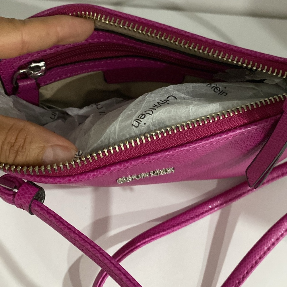 Calvin Klein Hayden Mercury Cross-Body Bag - Picture 5 of 5